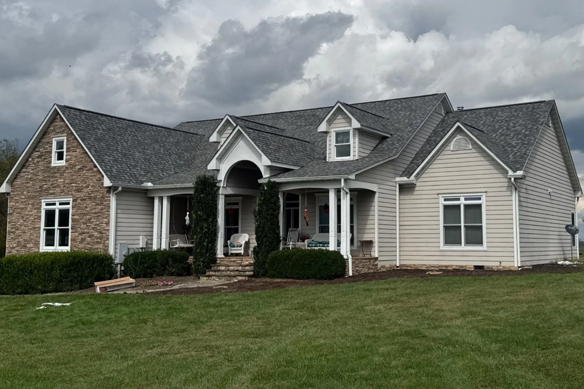 Gray shingle roof on gable home in Bluefield, WV
